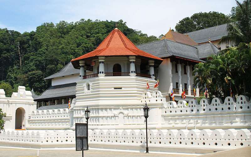 Sigiriya / Kandy (Boutique Hill Retreat)